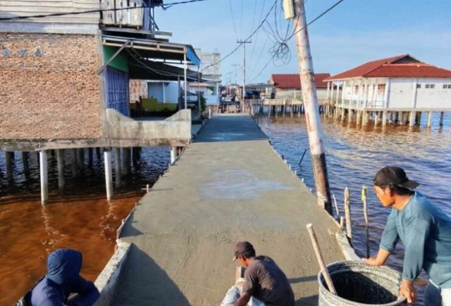 Warga Jalan Kuning Jalil Panipahan, Ucapkan Terima Kasih Ke Bupati dan Wakil Bupati, Akses Jalan Menjadi Lancar  